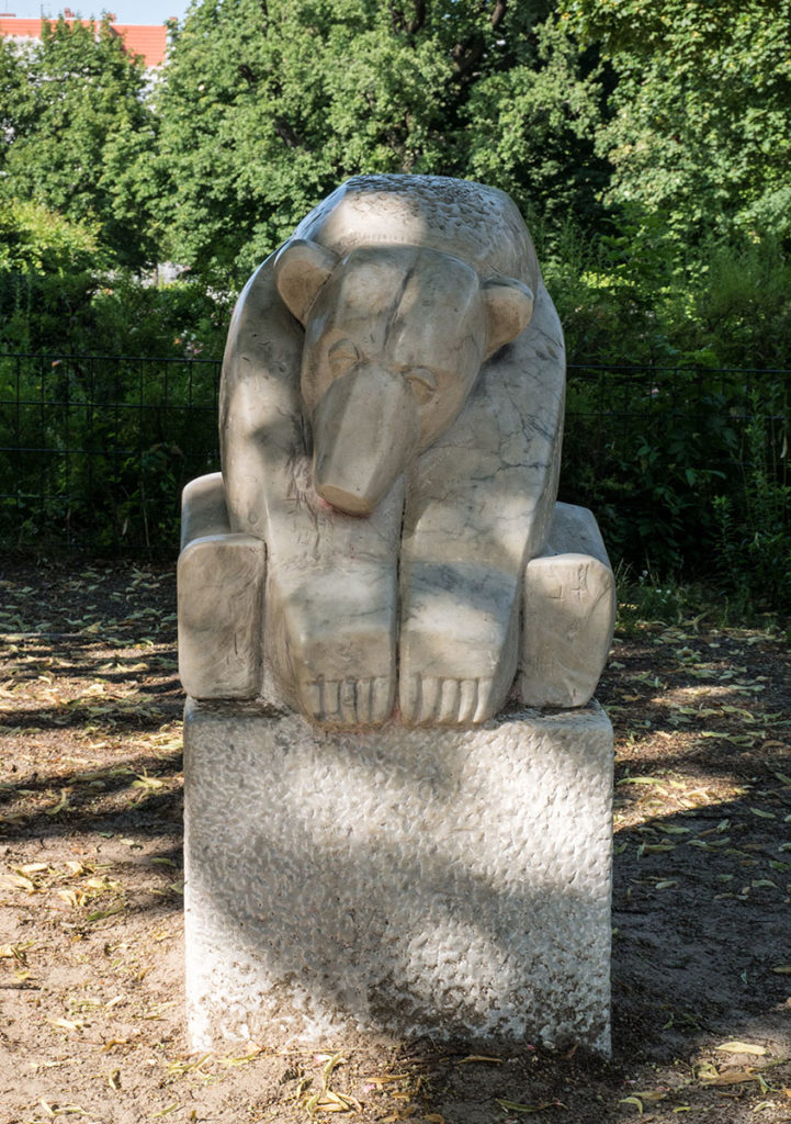 Tierskulptur Arnswalder Platz